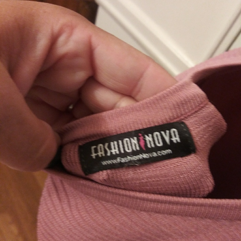 Fashion‎ Nova Pink Low Back Bodycon Dress 1X EUC - Picture 3 of 5
